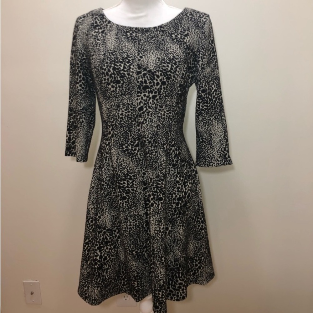 Taylor dress.  Gray/black snow leopard pattern Size 10.